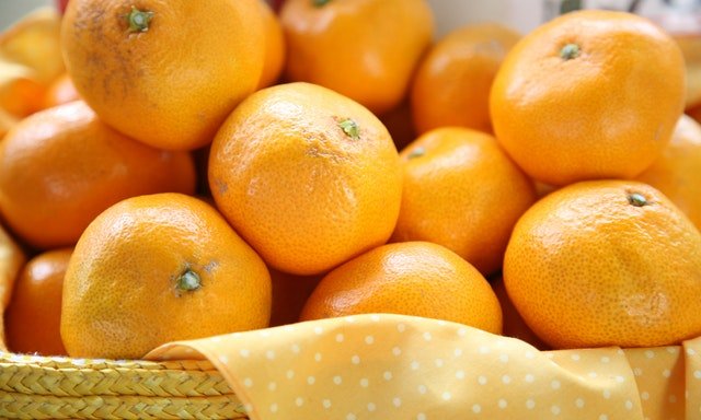 How Much Vitamin C Per Day Is More Or Less? - Ojus Life